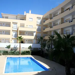 Apartment C02 - Luxury 3 Bed With Pool View, Lagos